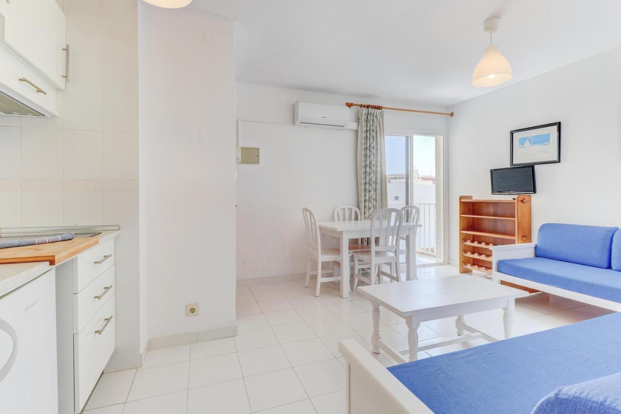 Apartamentos Llevant Port de Pollença Exterior foto